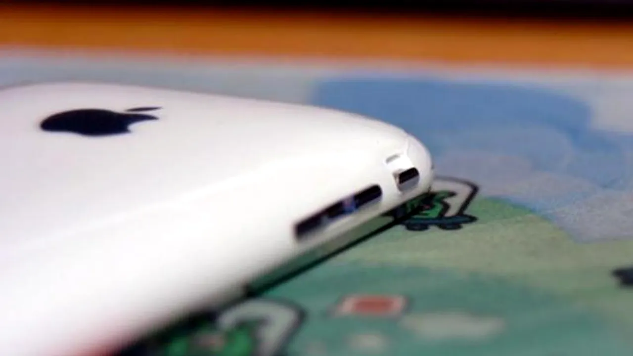 Șeful Pegatron: iPhone-ul ieftin nu va fi chiar ieftin