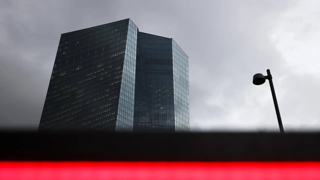 Oficial BCE: Reducerea prematură a dobânzilor riscă să aibă efecte grave asupra economiei zonei euro