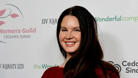 Lana Del Rey va anunța lansarea unui nou album pe 7 decembrie