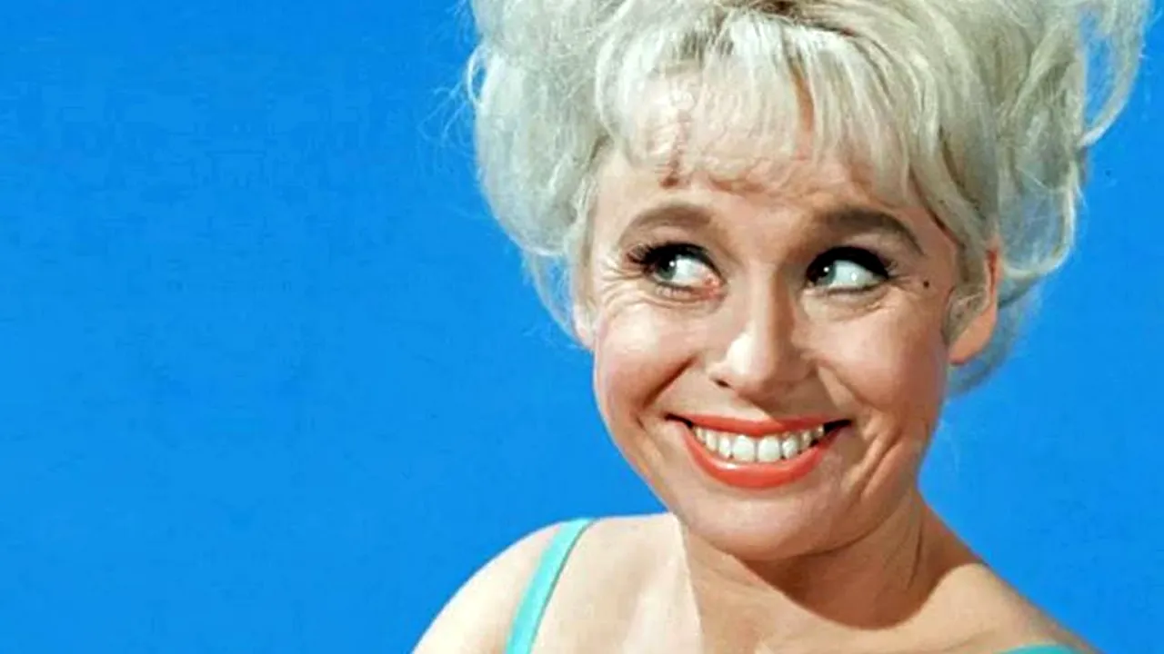 Actrița Barbara Windsor a murit. Avea 83 de ani și era cunoscută pentru rolul din serialul EastEnders