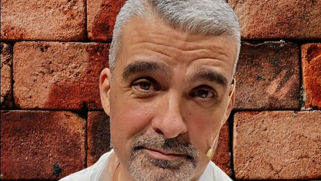 FOTO / Aurelian Temișan, despre DEBUTUL său în muzică. ”Nu prea am știut ce m-a lovit atunci”