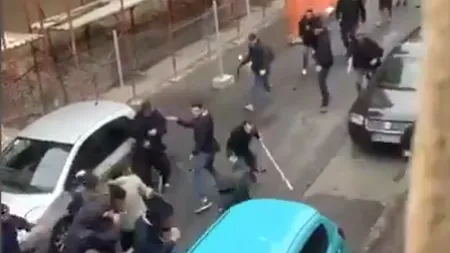 VIDEO | Bătaie cruntă în centrul Timișoarei între suporterii lui Dinamo și Poli. Zeci de persoane au fost audiate