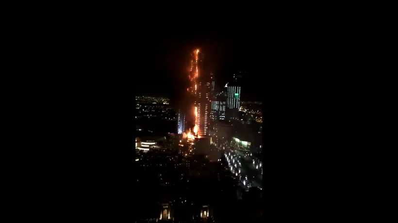 VIDEO | Incendiu masiv la un zgârie-nori din Dubai. Clădirea se află lângă Burj Khalifa