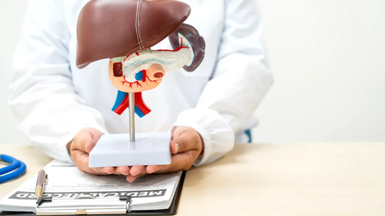 Alimentul banal care ajută la regenerarea FICATULUI. Doar o linguriță din acest aliment poate face minuni