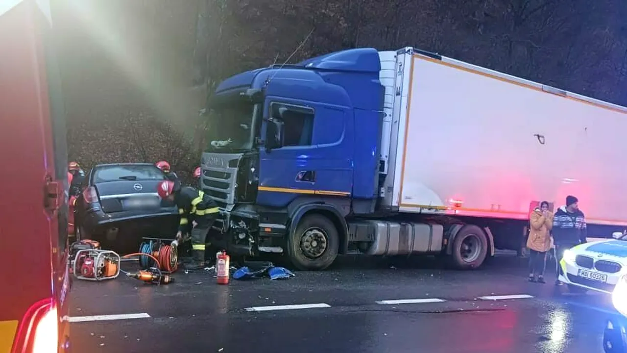 IMPACT frontal între un TIR și un autoturism, pe un drum național din județul Brașov. Șase persoane au fost rănite, între care trei copii