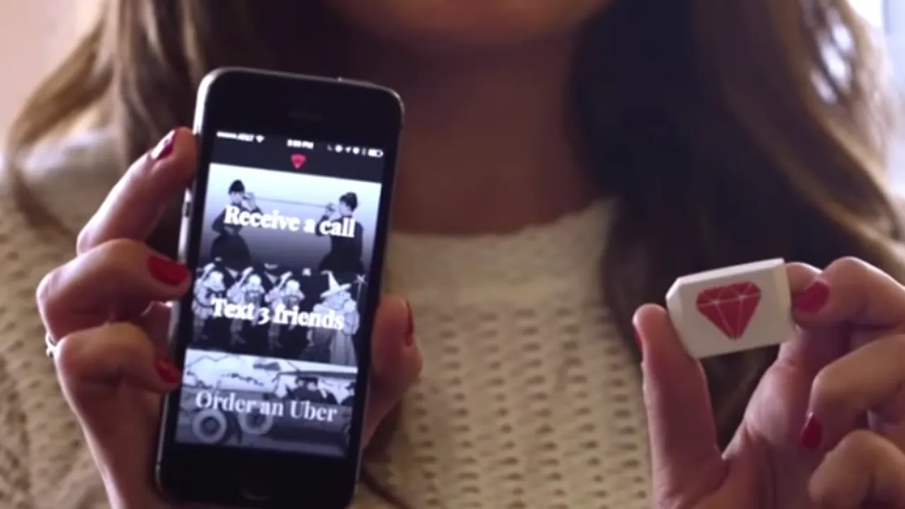 Dispozitivul care te salvează de o întâlnire nereușită