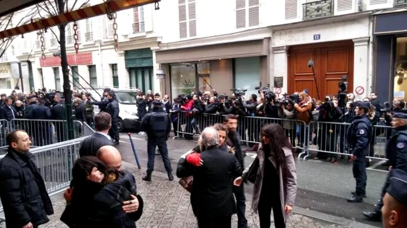 Jurnaliștii care se vor ocupa mai departe de Charlie Hebdo au sosit la sediul LibÃ©ration, unde își vor desfășura activitatea. UPDATE