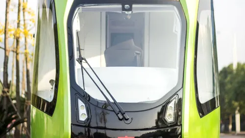 Tramvai FĂRĂ vatman și FĂRĂ șine. CHINA se pregătește să lanseze noul mijloc de transport AUTONOM, cu ghidare OPTICĂ