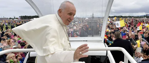 Papa Francisc AMÂNĂ vizita în România. Episcopul de Cluj-Gherla: Nu va fi numai la BUCUREȘTI, ci și ÎN ALTE ORAȘE importante din țară