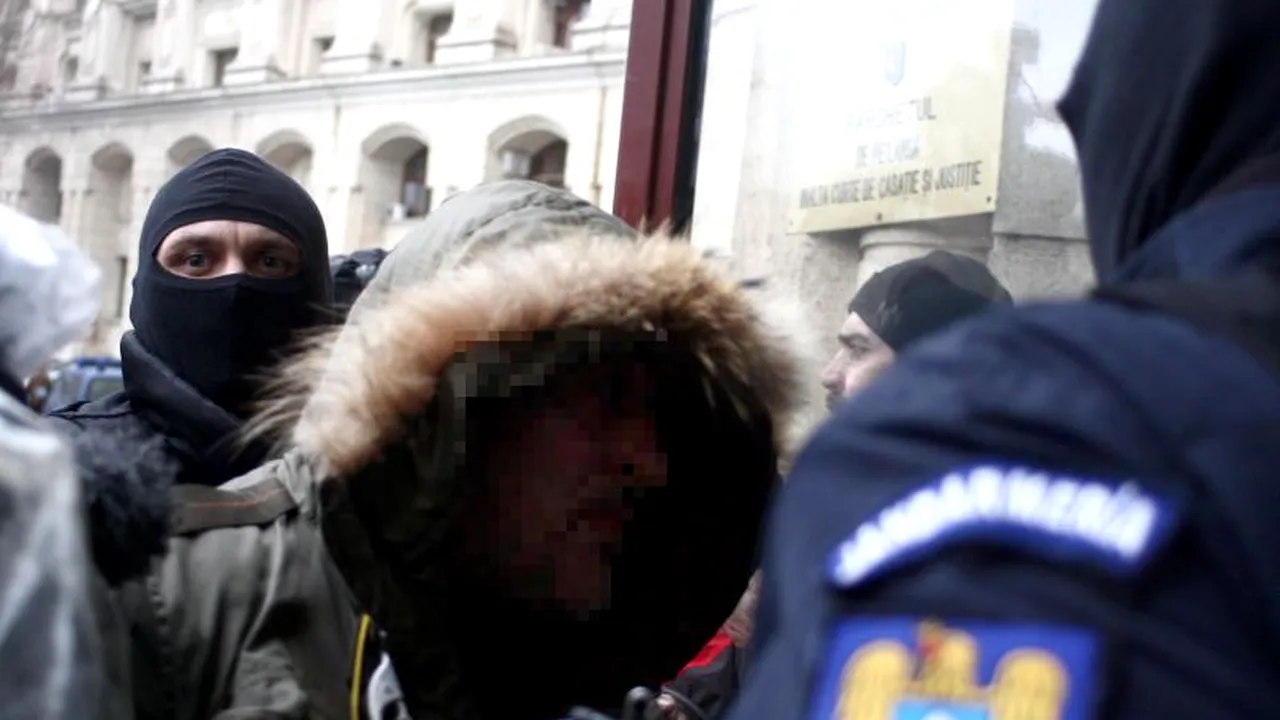 Un român și trei irakieni, condamnați pentru înființarea de firme cu acte false