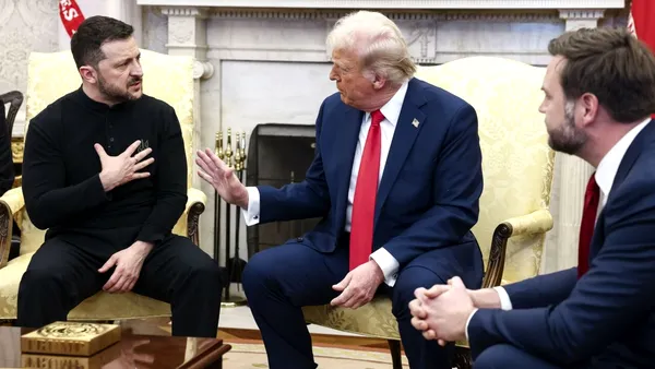 În timp ce Trump negocia direct cu Putin intrarea motorinei rusești pe piața americană, delegații din SUA, Ucraina și Europa discutau un acord de pace la Miami. Vestea a surprins pe toată lumea și l-a înfuriat pe Zelenski