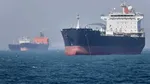Traficul prin Strâmtoarea Ormuz continuă, în ciuda conflictului cu Iranul. SUA respinge informațiile privind blocarea rutei petroliere