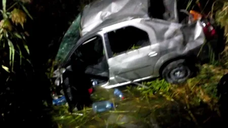 Accident grav în Timiș. Doi bărbați au murit după ce mașina în care se aflau s-a răsturnat