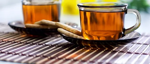 STUDIU. Bărbații care beau 7 cești de ceai pe zi, predispuși la cancer de prostată