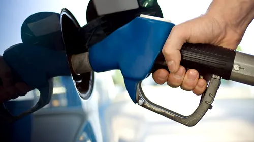 COVID-19. Cu cât au scăzut vânzările de benzină și motorină în România în aprilie