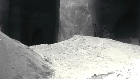 Descoperire incredibilă făcută de un cineast, în Austria: aici vroiau naziștii să construiască bomba atomică