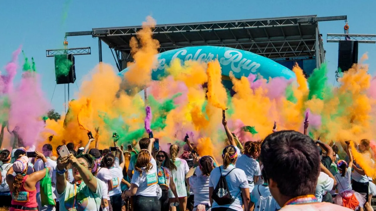Spotlight, The Color Run și Bucharest Street Food Festival au loc în acest weekend / Traficul rutier, restricționat în mai multe zone din București