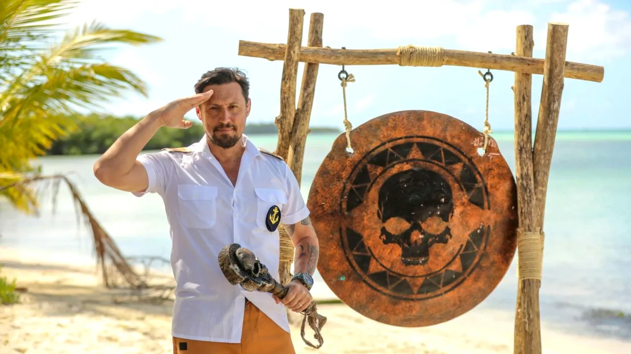 Cum o ÎMPACĂ Daniel Pavel pe soția sa. ”Pot apărea nimicuri în traiul zilnic”