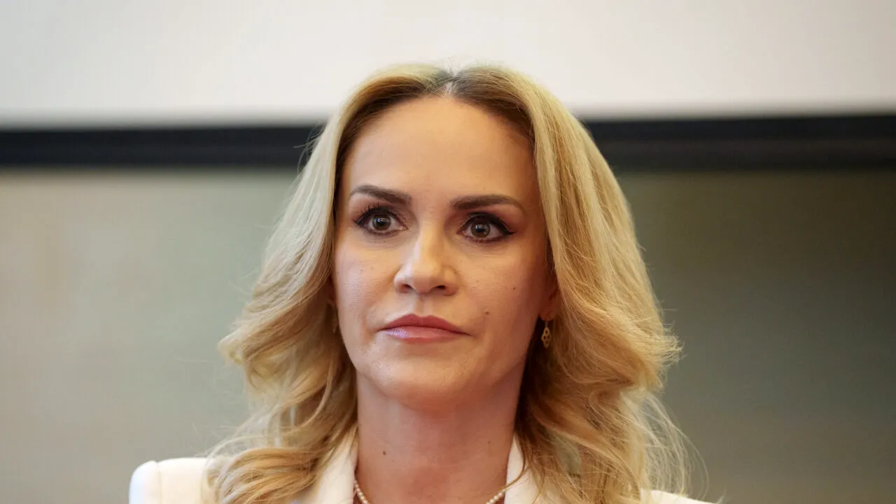 Gabriela Firea propune transformarea clădirilor publice și industriale neutilizate în locuințe