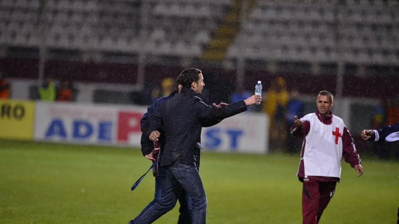 RAPID - STEAUA 1-1, după un meci cu incidente. Mihai Stoica a fost lovit de o sticlă aruncată din tribune