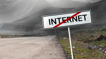 Mulți dintre copiii din mediul rural nu ar putea să participe la orele online nici dacă ar primi mult promisele tablete din partea autorităților. O treime din satele din România au semnal slab sau inexistent la internet