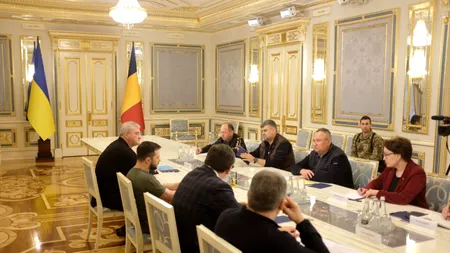 Nicolae Ciucă și Marcel Ciolacu s-au întâlnit cu Volodimir Zelenski la Kiev (GALERIE FOTO)