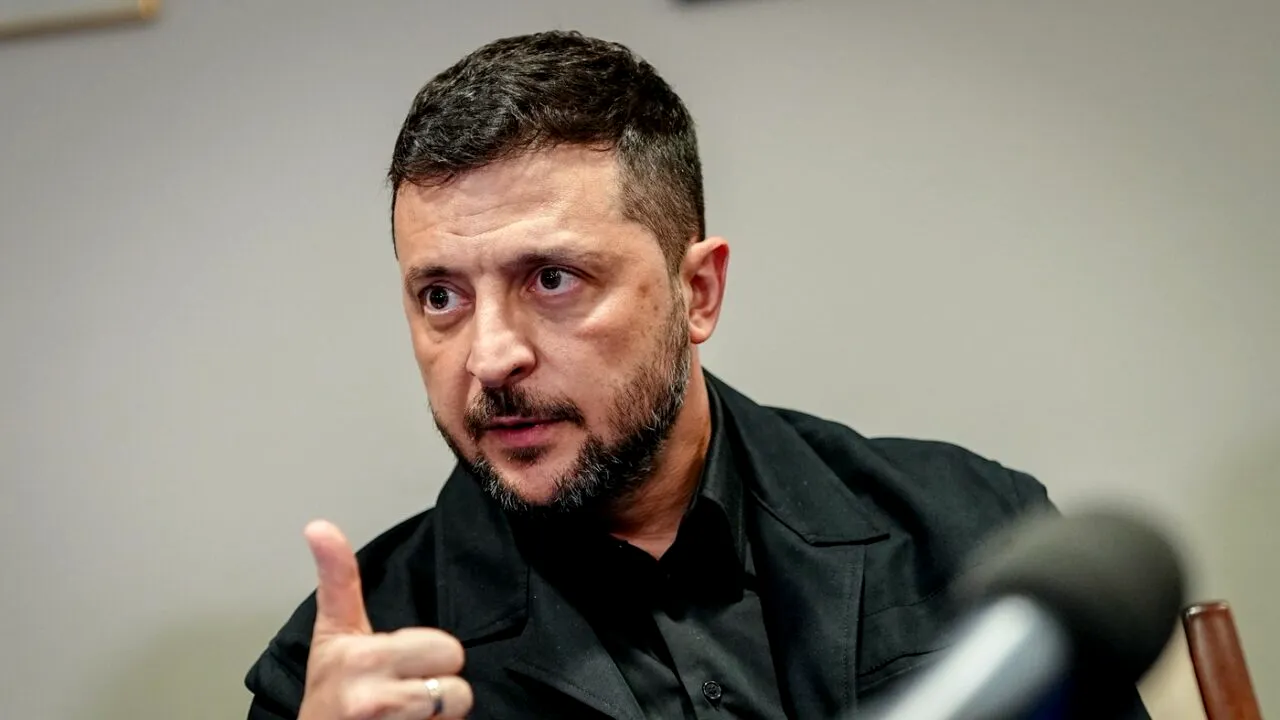 Zelenski amenință că nu va ezita să folosească rachete cu raza lungă de acțiune pentru a ataca MOSCOVA