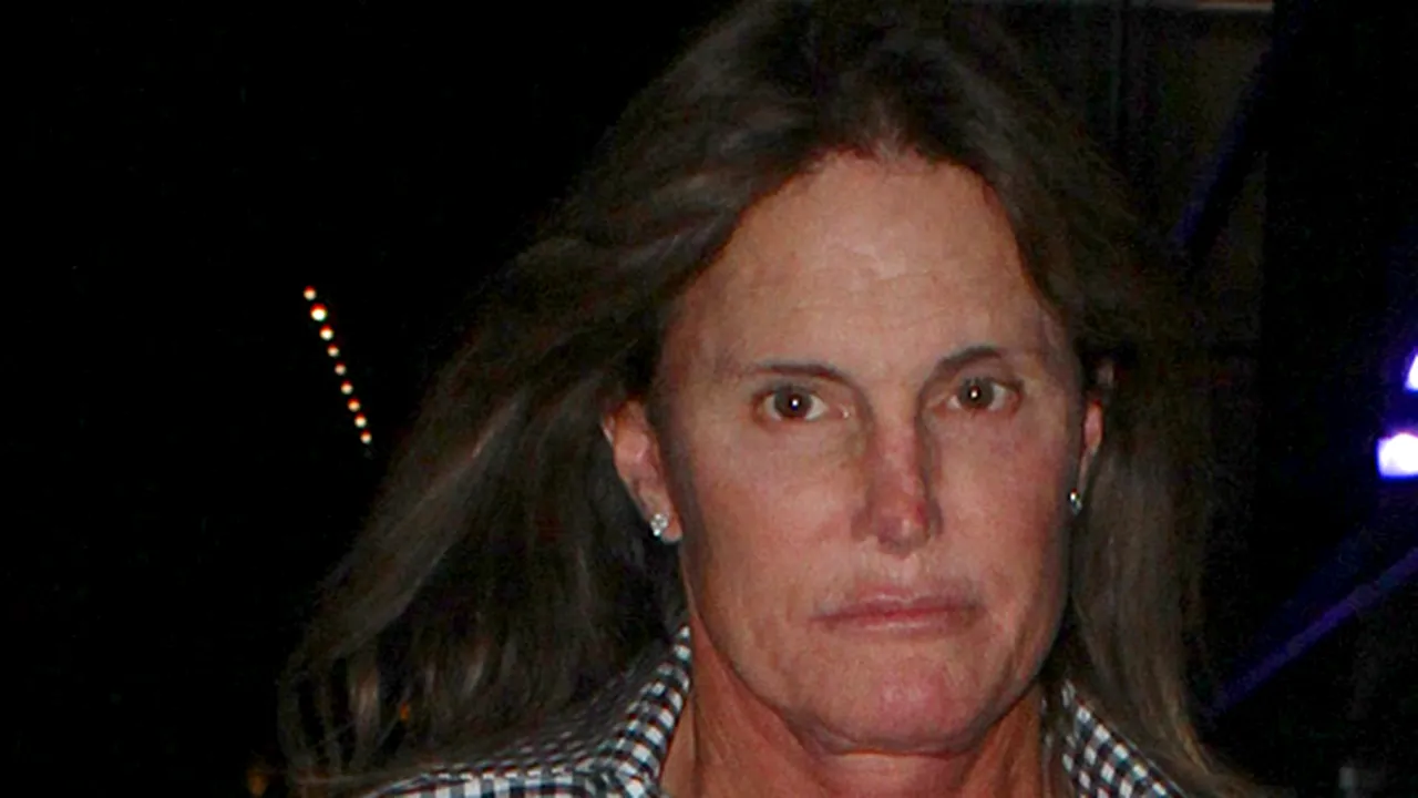 Tatăl vitreg al surorilor Kardashian, un fost campion olimpic, face un anunț: 