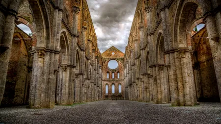 Italia: Se prelungesc restricțiile până la sfârșitul lunii aprilie! Cadrele medicale, obligate să se vaccineze