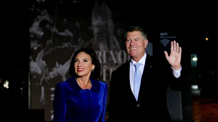 Dejun la Ã‰lysÃ©e. Un poem în proză