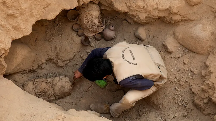 Peru: Rămășițele unor copii și adulți sacrificați în urmă cu 1.200 de ani, dezgropate de arheologi