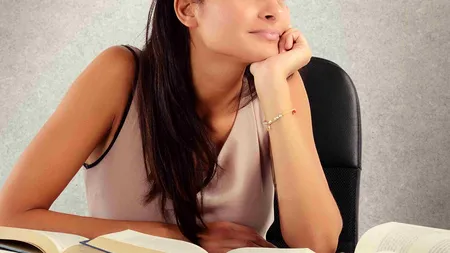 O adolescentă de la țară, care a luat 10 la Evaluarea Națională, își dorește să ajungă pentru prima dată în viața ei la mare