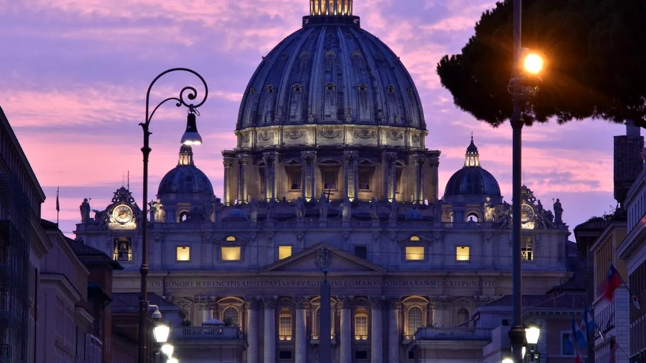 Premieră în Vatican. Doi preoți au ajuns în Instanță, într-un caz de abuz sexual