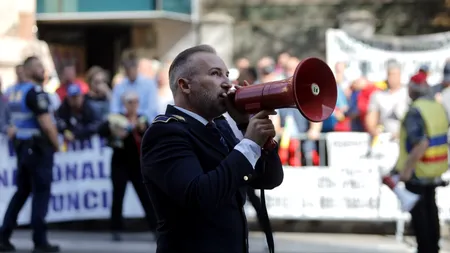 PROTEST în fața Ministerului Muncii: Sindicatele feroviare și alte organizații contestă noua Lege a pensiilor