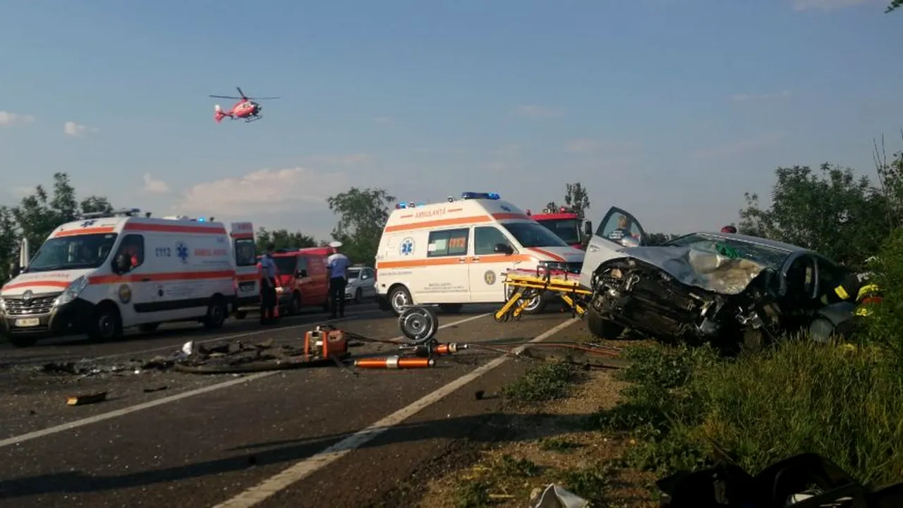 CUMPLIT. Accident grav produs în Ialomița. Un șofer a murit şi alte trei persoane au fost rănite