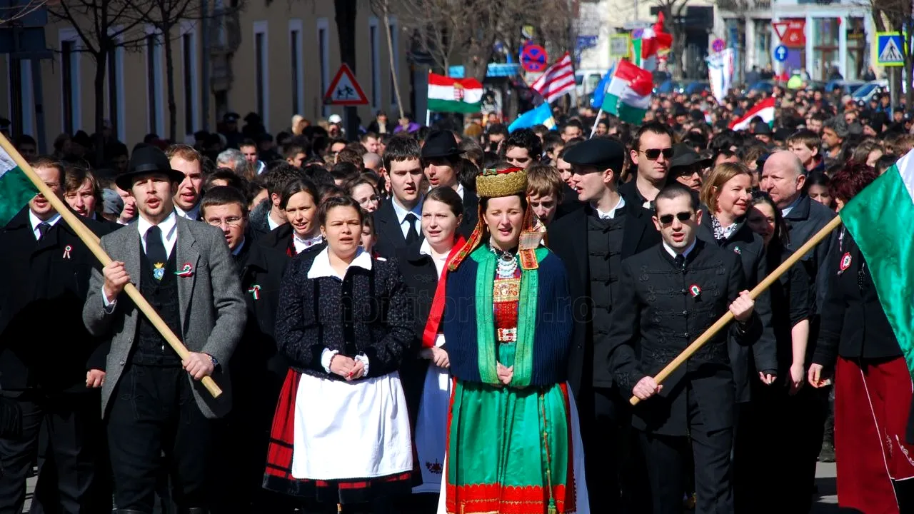 Lovitură pentru UDMR: Senatul a RESPINS declararea zilei de 15 martie ca sărbătoare a comunității maghiare