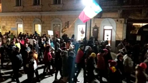 3.500 de persoane au cerut demisia lui Grindeanu, Dragnea și Tăriceanu, la Cluj și Timișoara