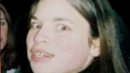 Foștii colegi de liceu nu și-au dat seama că e ea când au revăzut-o după câțiva ani. E o schimbare majoră