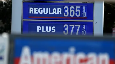 Petrolul s-a scumpit cu aproape 5% la sfârșitul acestei săptămâni. Care este motivul