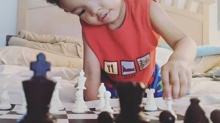 Mini-geniu: Un copil de doar trei ani i-a surprins pe toți cu inteligența sa. Ce poate face acesta - VIDEO 