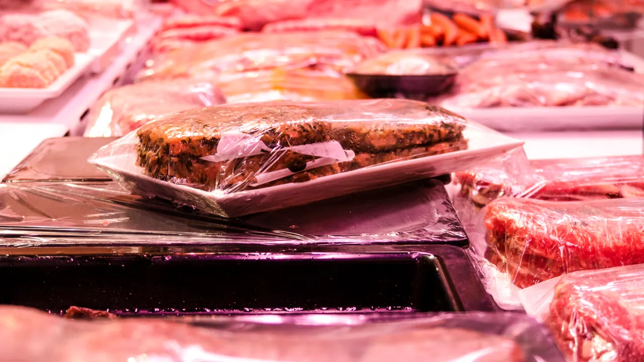 ANPC dezvăluie de unde provine, de fapt, carnea de porc din supermarketuri: 