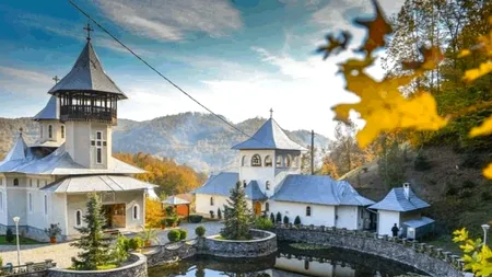 De ce merită să vizitezi Mănăstirea Izbuc. Locul unic din Europa cu un izvor tămăduitor