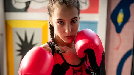 EXCLUSIV | O campioană mondială a României are nevoie de ajutorul tău: „Vreau să aduc României aurul de la Campionatul European de Wushu din Rusia” - GALERIE FOTO