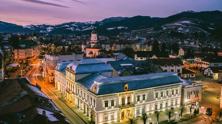 Locul din România în care se spune că poți întineri. A fost luat cu asalt de turiștii care vor să scape de caniculă