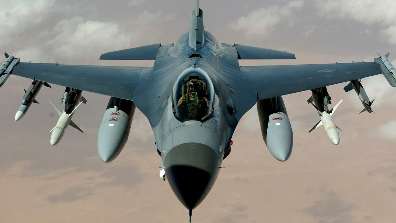 Un avion F-16 american s-a prăbușit în Germania