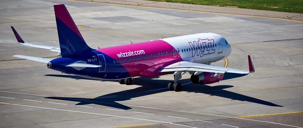 Un avion Wizz Air s-a întors la Iași după ce a lovit o pasăre