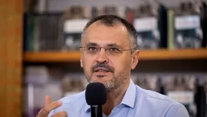 Cristian Ghinea (USR), despre negocierile de la Cotroceni: „Ori tăiem din RISIPA statului, ori plătiți voi din buzunar”