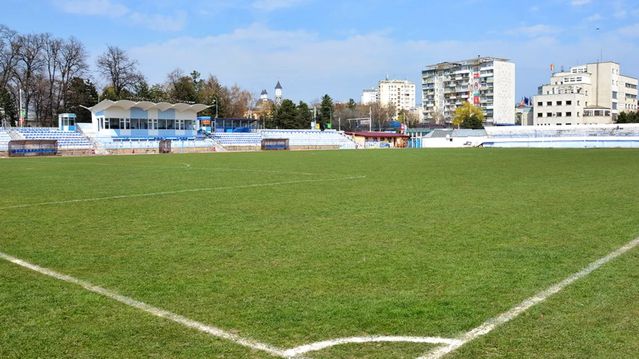 Motivul pentru care primarul Sucevei vrea să aloce fonduri pentru nocturnă la stadion