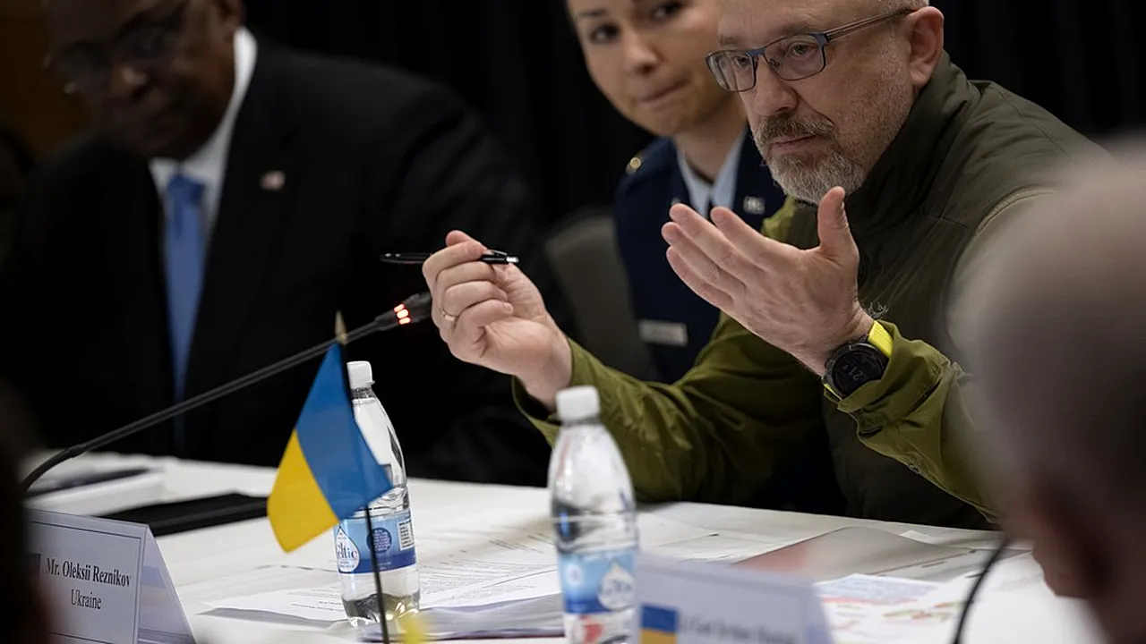 Ministrul ucrainean al Apărării: Kievul își propune să înarmeze un milion de oameni