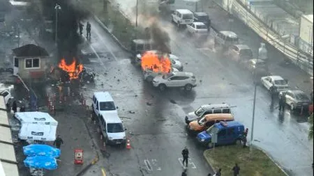 Explozie în Izmir. Doi oameni au murit iar alți 10 sunt răniți. Doi teroriști au fost uciși. VIDEO cu momentul exploziei